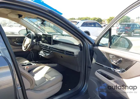 2024 Lincoln Corsair Premiere z USA, uszkodzony, nr VIN 5LMCJ1CA1RUL11388